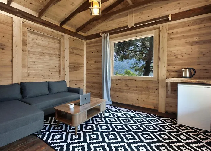 Flavia Ξενοδοχείο *