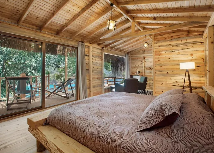 Flavia ホテル ファラリア